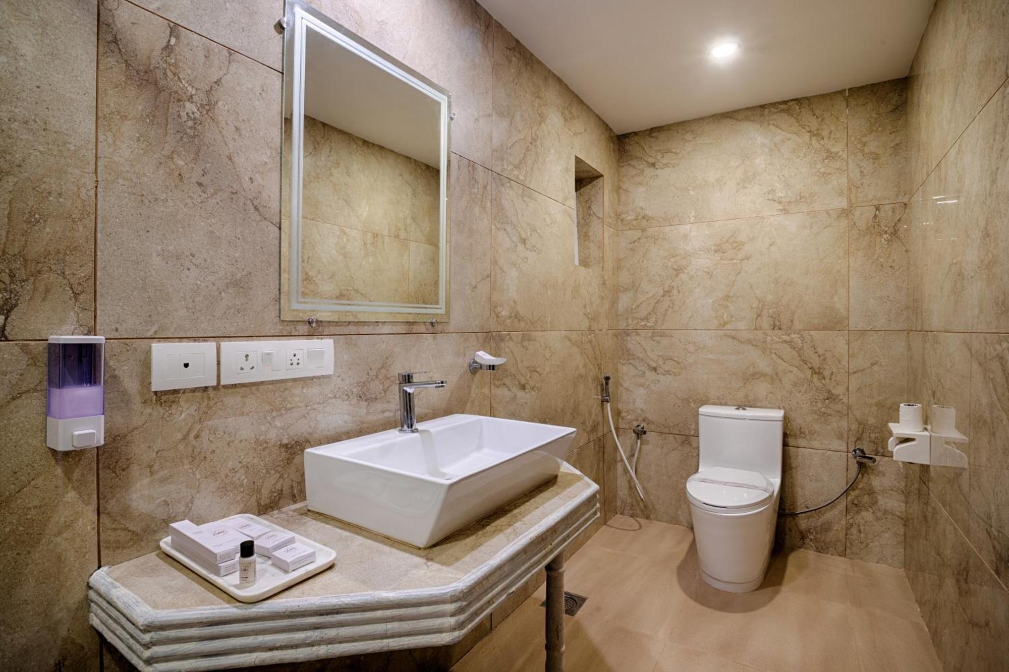 Ziva Suites - A Botique Hotel Siolim Exterior photo