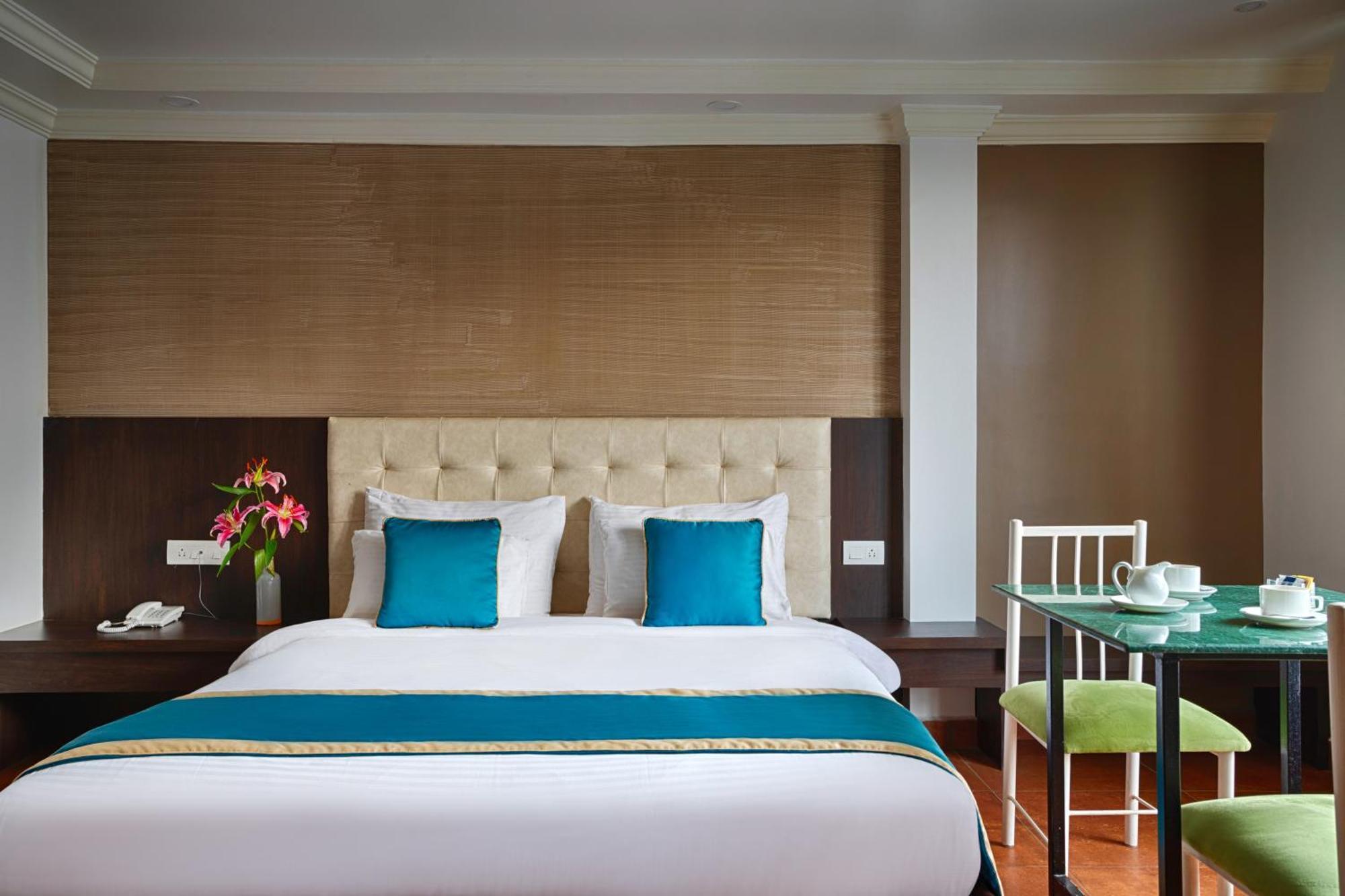 Ziva Suites - A Botique Hotel Siolim Exterior photo