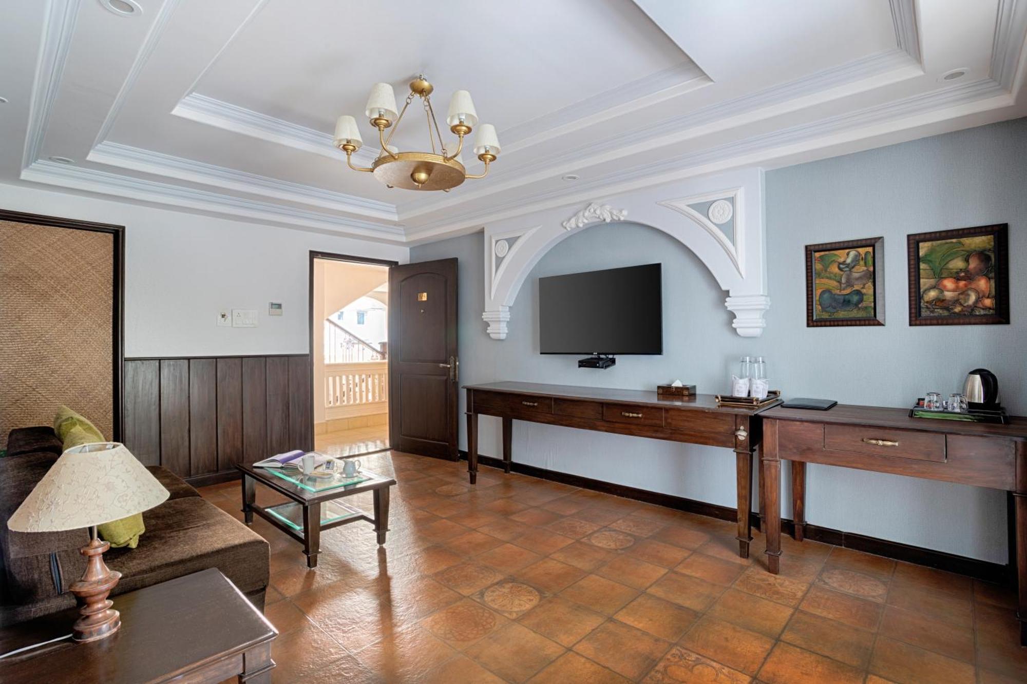 Ziva Suites - A Botique Hotel Siolim Exterior photo